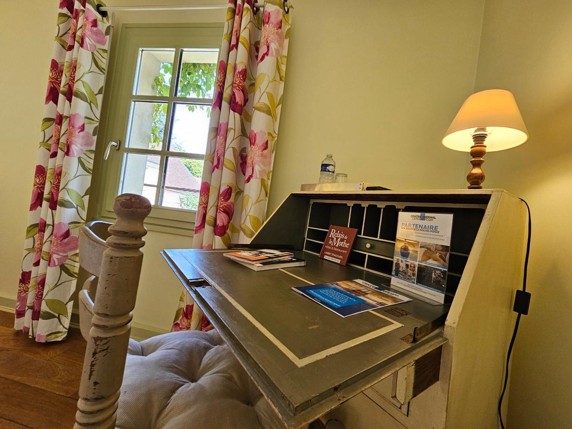 Logis Hotel Restaurant Relais De La Mothe Yzeures-sur-Creuse Zewnętrze zdjęcie